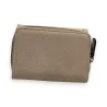 Portefeuille compact en cuir taupe avec fermeture éclair dorée, style élégant Méla...