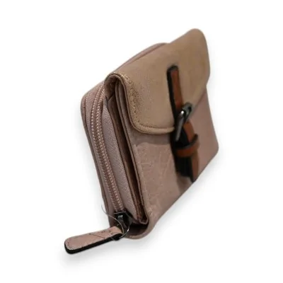Portefeuille compact en cuir beige avec fermeture éclair et boucle, vue de côté Portefeuille compact en cuir beige avec fermeture éclair et boucle, vue de côté